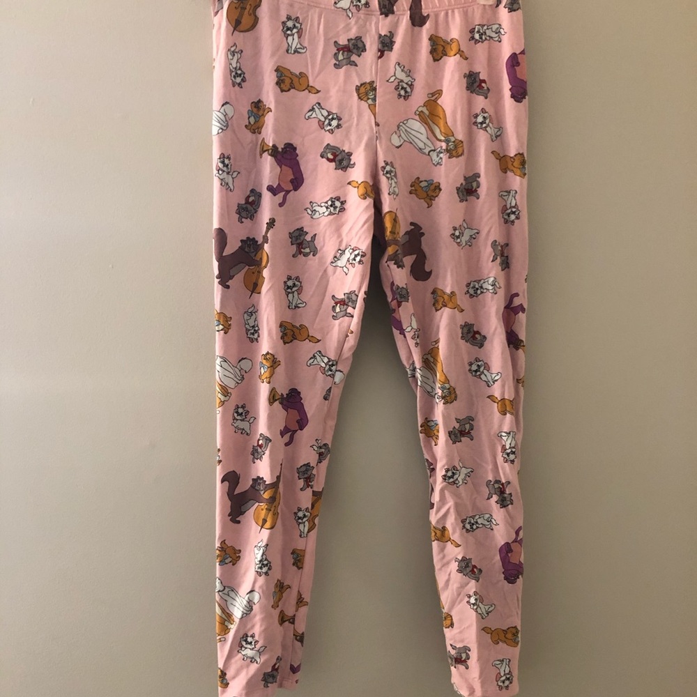 Hot Topic & Disney The Aristocats Leggings 😻